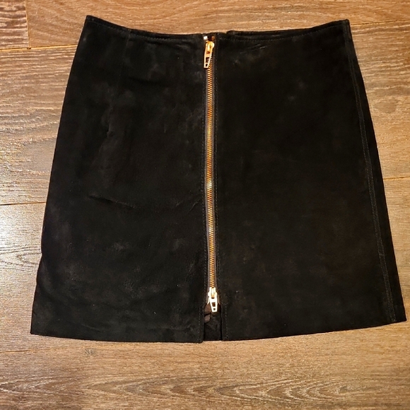 ❤️ BLANK NYC GENUINE LEATHER SUEDE SIDE ZIP MINI SKIRT, 00 (24) - Picture 7 of 7